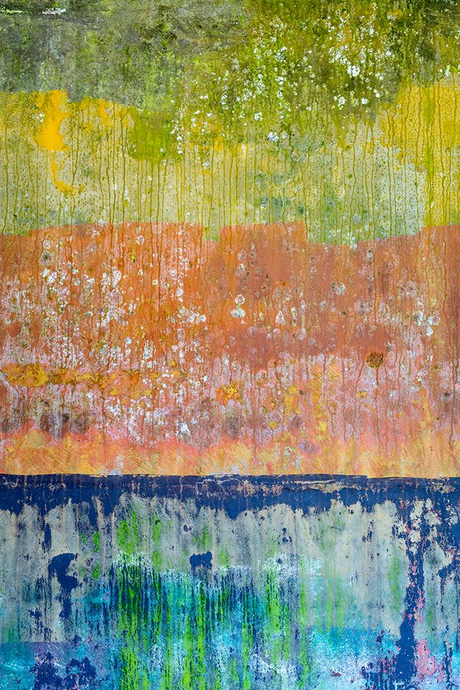 USA, Washington State, Salt Creek Recreation Area. Paint patterns on Camp Hayden battery metal.
